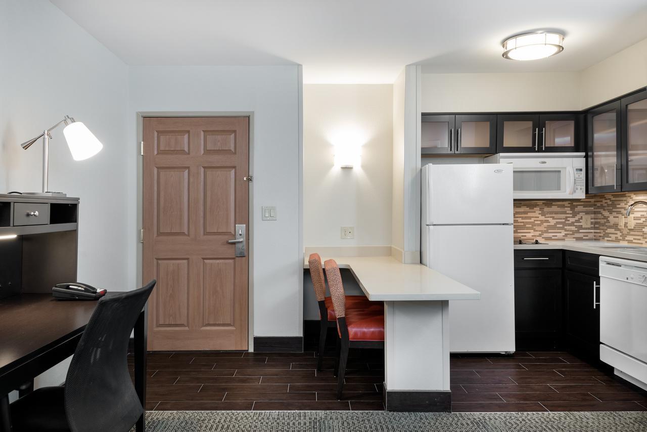 Staybridge Dulles Airport By Ihg Hotel 3*