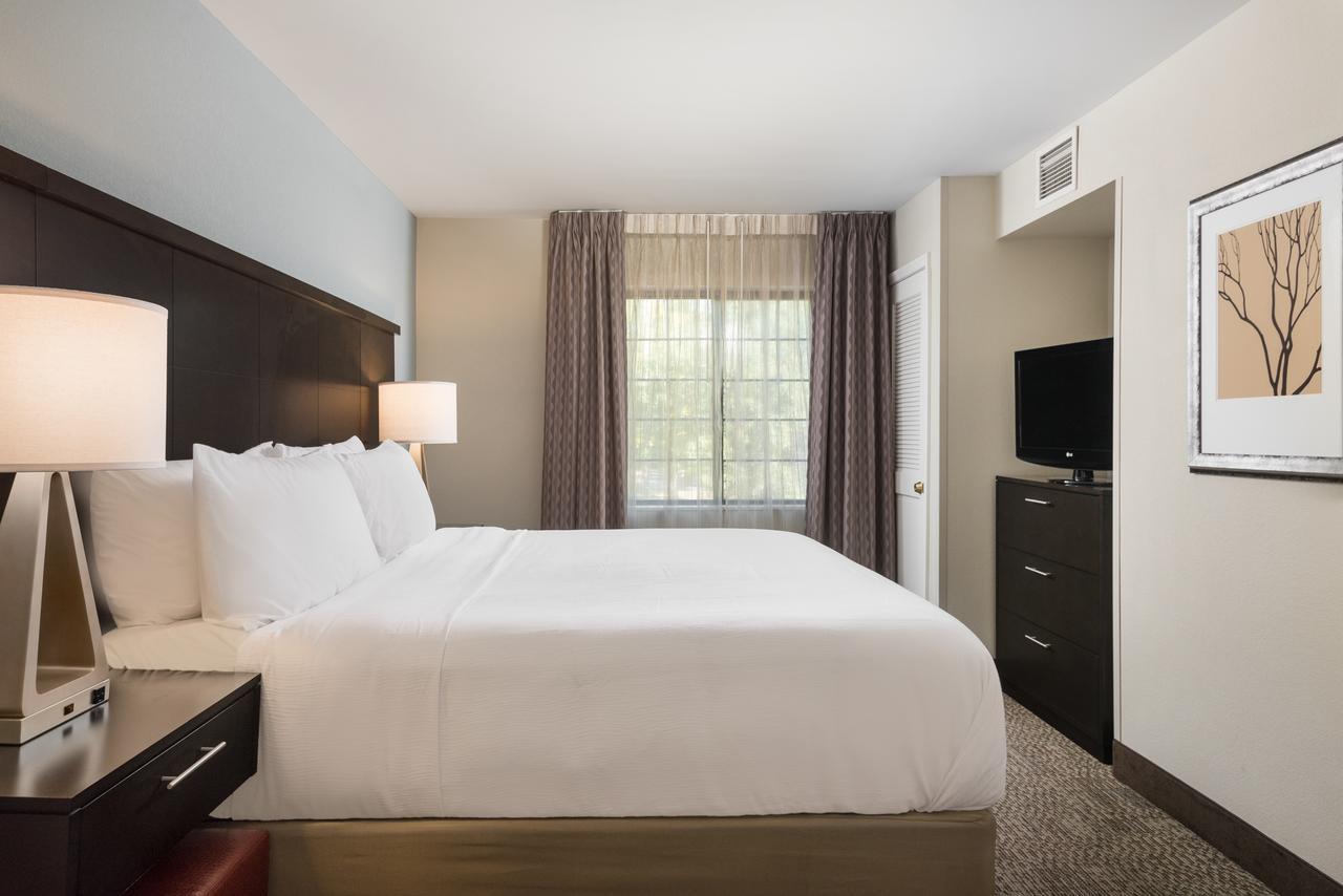 Staybridge Dulles Airport By Ihg Hotel